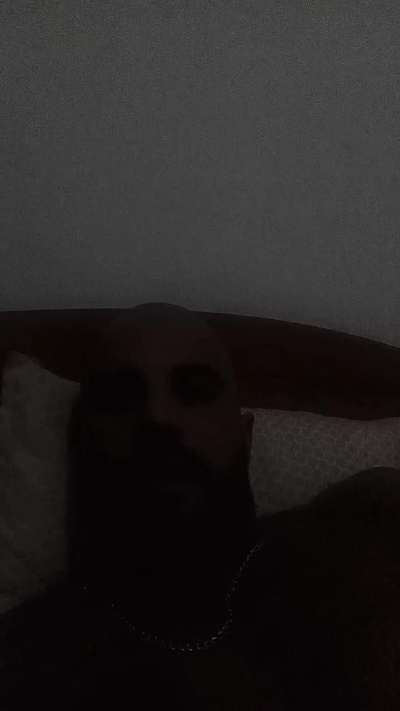 Ricardoviera69 live cam on Cam4