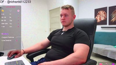Richard_Dullas live cam on Cam4