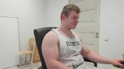 Richard_Dullas live cam on Cam4