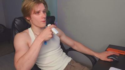 Richard_Dullas live cam on Cam4