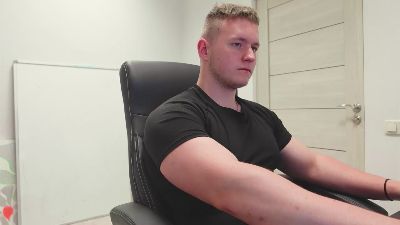 Richard_Dullas live cam on Cam4