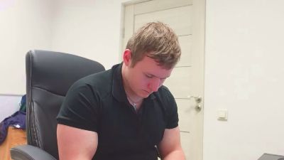 Richard_Dullas live cam on Cam4