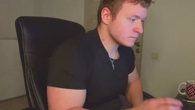 Richard_Dullas live cam on Cam4