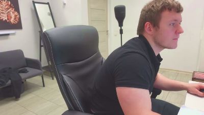 Richard_Dullas live cam on Cam4