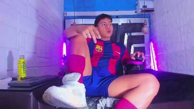 Richi_hottt live cam on Cam4