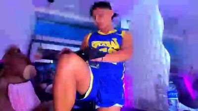 Richi_hottt live cam on Cam4