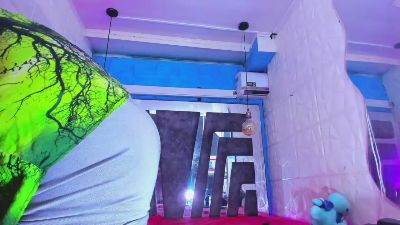 Richi_hottt live cam on Cam4