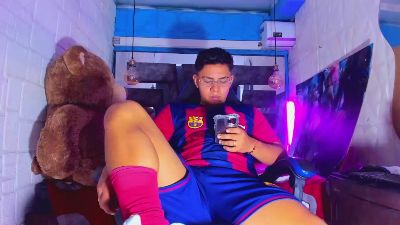 Richi_hottt live cam on Cam4