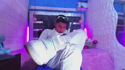 Richi_hottt live cam on Cam4