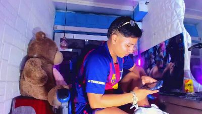 Richi_hottt live cam on Cam4