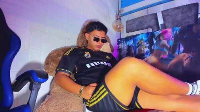 Richi_hottt live cam on Cam4