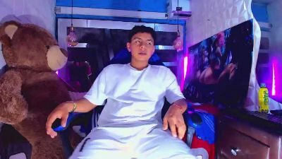 Richi_hottt live cam on Cam4