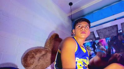 Richi_hottt live cam on Cam4