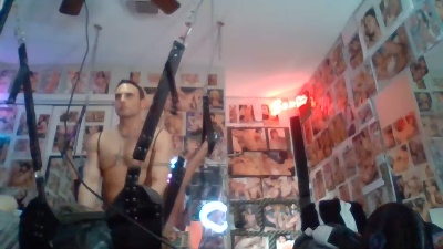 RickJones699 live cam on Cam4