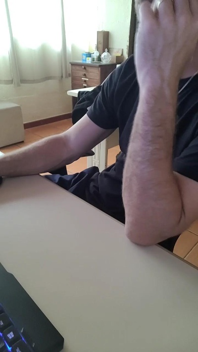 Rick_Zone live cam on Cam4