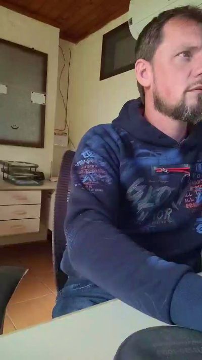 Rick_Zone live cam on Cam4