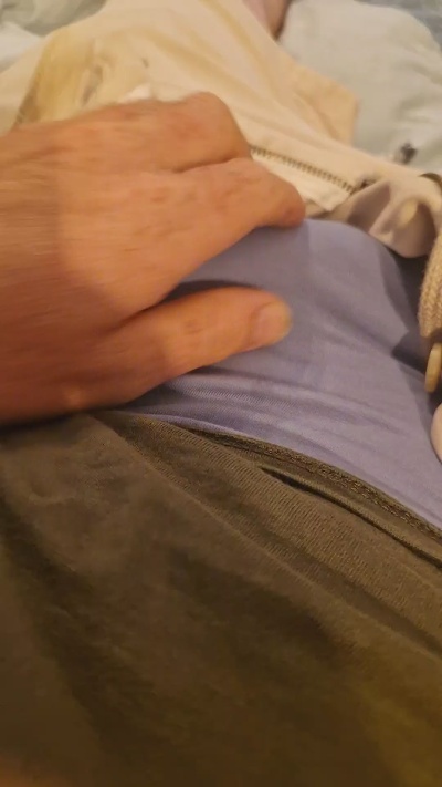 Rickie42years live cam on Cam4