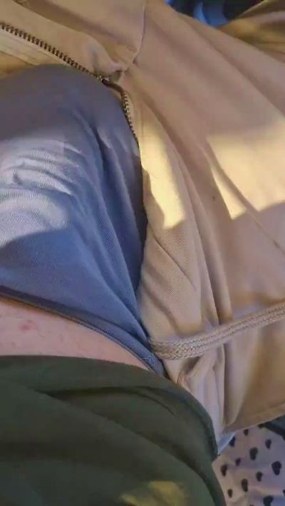 Rickie42years live cam on Cam4