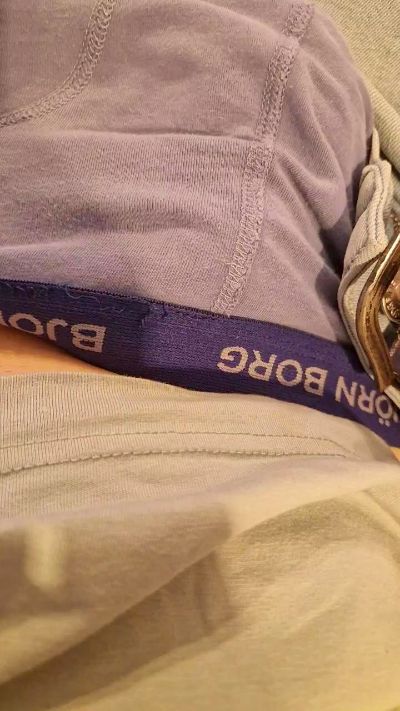 Rickie42years live cam on Cam4