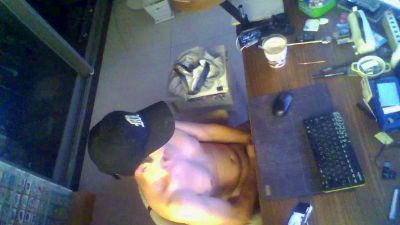 RickyHsu0624 live cam on Cam4