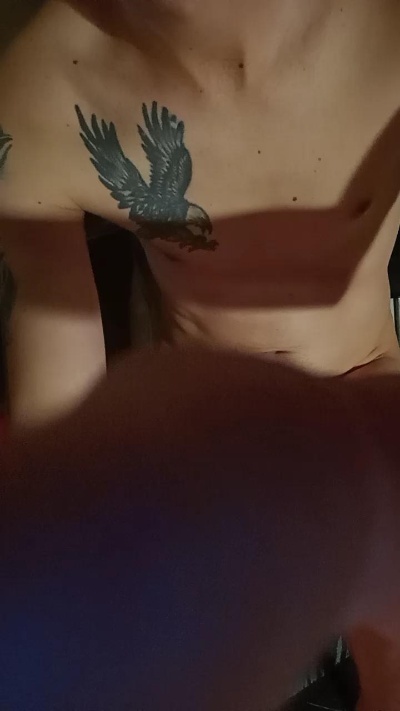 Rickygie live cam on Cam4
