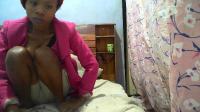 RihannaGood691 live cam on Cam4