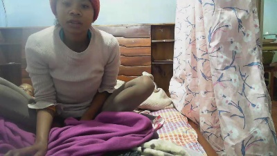 RihannaGood691 live cam on Cam4