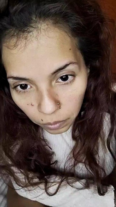 Riirii93 live cam on Cam4