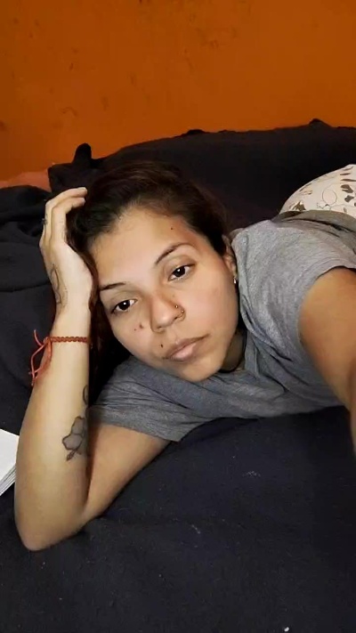 Riirii93 live cam on Cam4