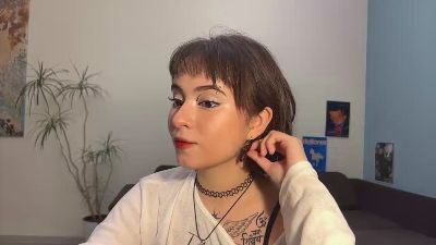 RinaAnal live cam on Cam4