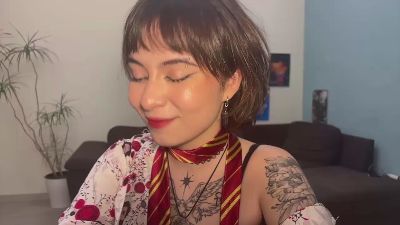 RinaAnal live cam on Cam4