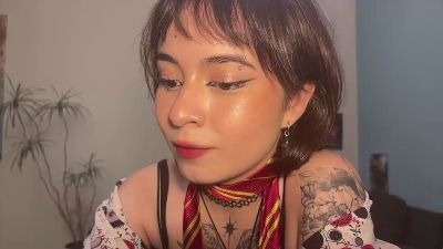RinaAnal live cam on Cam4
