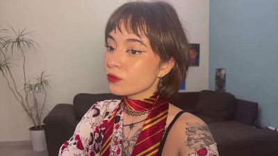 RinaAnal live cam on Cam4