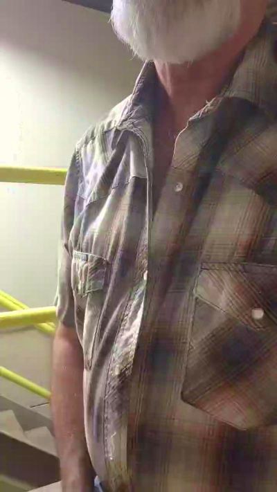 Riokidler live cam on Cam4