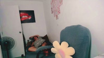 RiriStarr live cam on Cam4