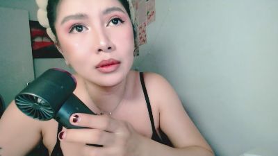 RiriStarr live cam on Cam4