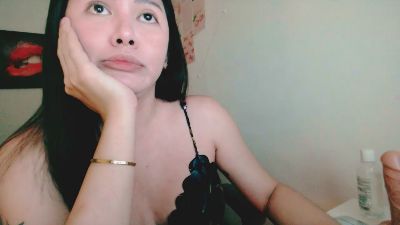 RiriStarr live cam on Cam4