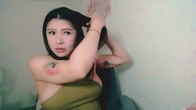RiriStarr live cam on Cam4