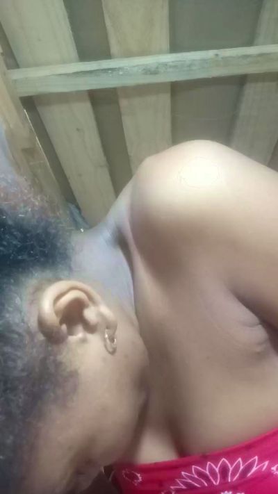 Ririh live cam on Cam4
