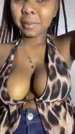 Ririh live cam on Cam4