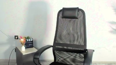 RisaPosthumus live cam on Cam4