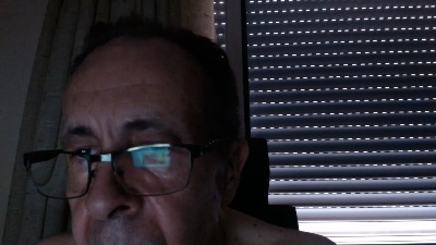 RitzieComa live cam on Cam4