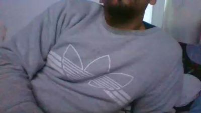 Riverpla35 live cam on Cam4