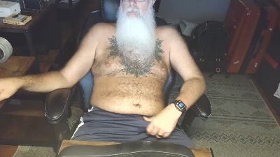 RivianBear live cam on Cam4