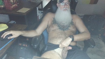 RivianBear live cam on Cam4