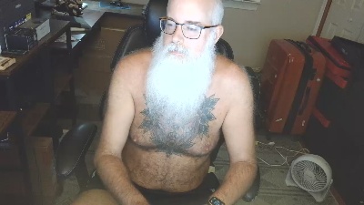 RivianBear live cam on Cam4