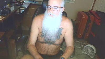 RivianBear live cam on Cam4