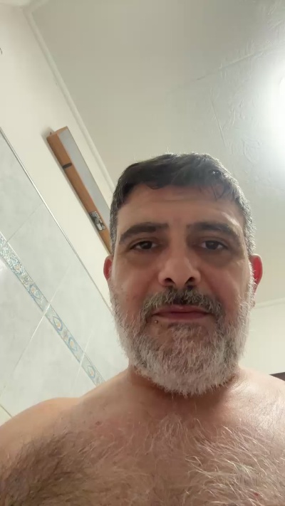 Rizzo823 live cam on Cam4