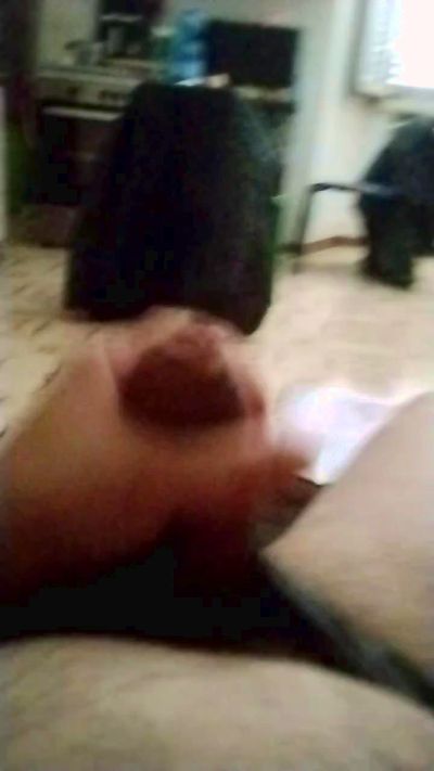 Rmark37 live cam on Cam4