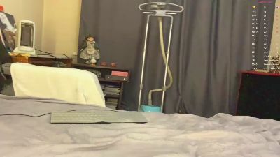 RobbiPoehlein live cam on Cam4